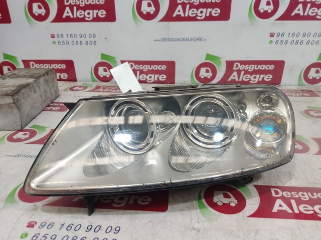 Reflektor lewy 7L6941015BK VAG