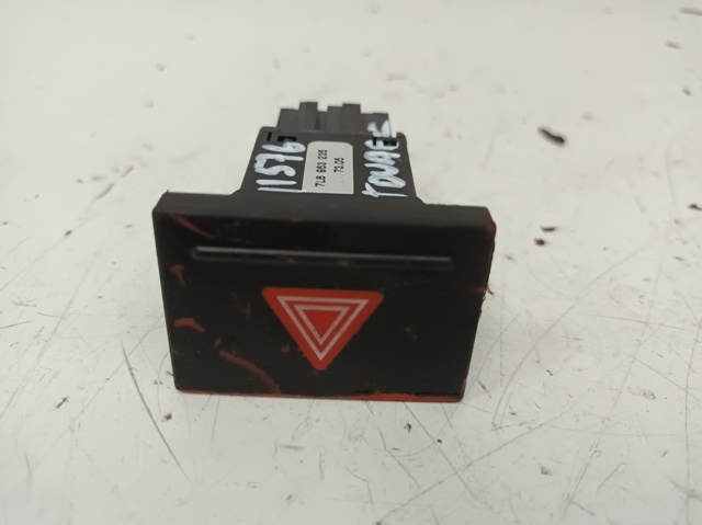 Przycisk włączania światła awaryjnego 7L6953235 VAG