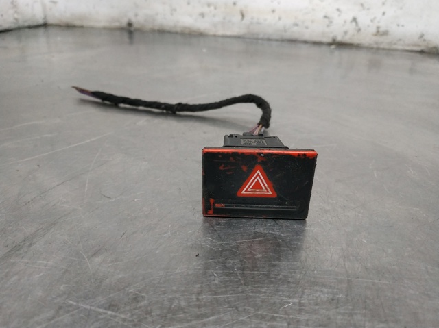 Przycisk włączania światła awaryjnego 7L6953235 VAG