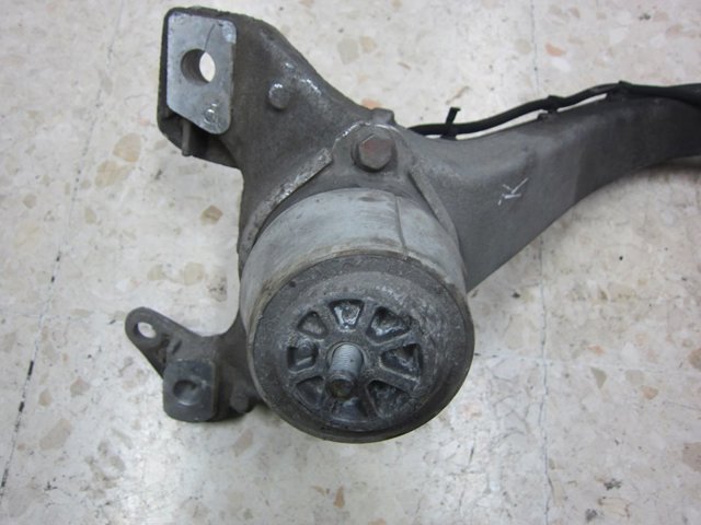 7L8199131F Porsche