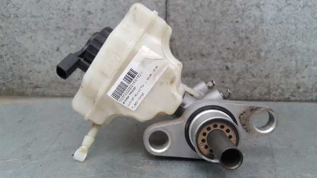 Główny cylinder hamulców 7L8611019F VAG
