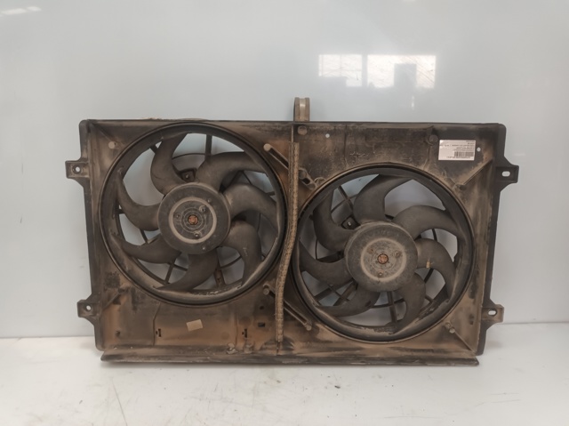 7M3121203 Ford