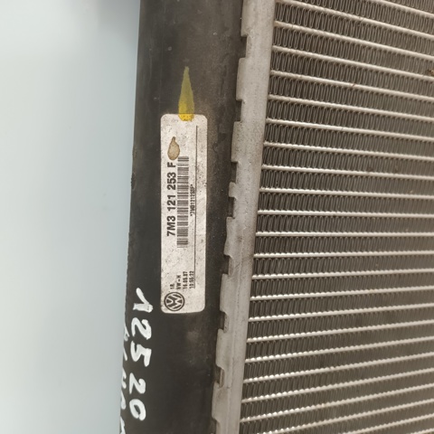 Chłodnica silnika 7M3121253F VAG