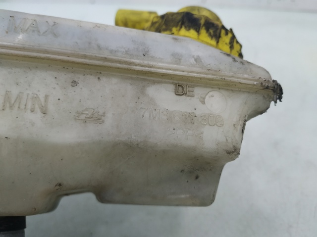 Zbiorniczek głównego cylindra hamulcowego (płynu hamulcowego) 7M3611303 VAG