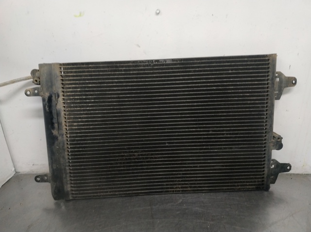 Chłodnica klimatyzacji 7M3820411A VAG