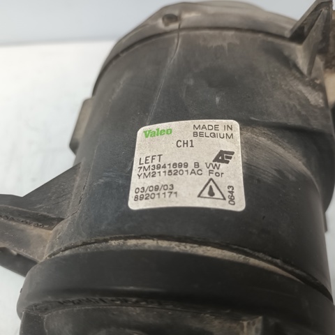 Lampa przeciwmgielna lewa 7M3941699B VAG