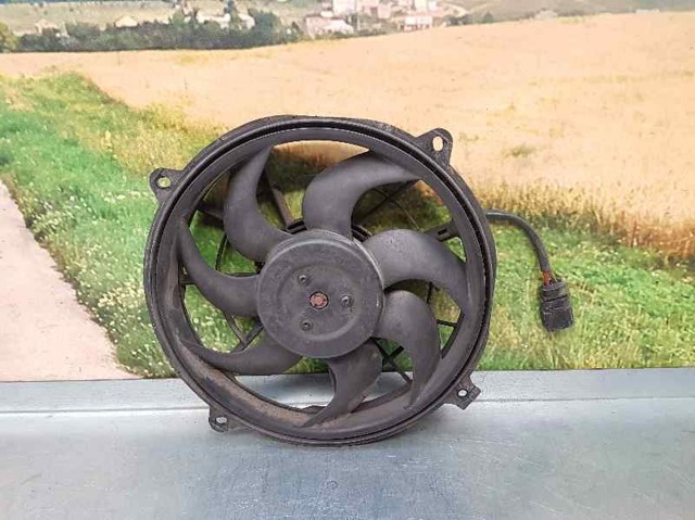 Wentylator elektryczny układu chłodzenia kompletny (silnik+wirnik) 7M3959455A VAG