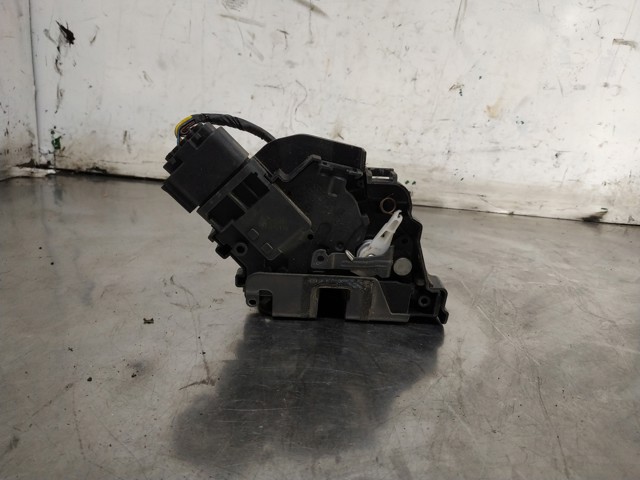 7M5AR21812AA Ford