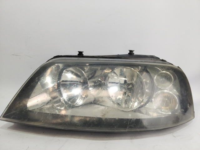 Reflektor lewy 7M7941015M VAG