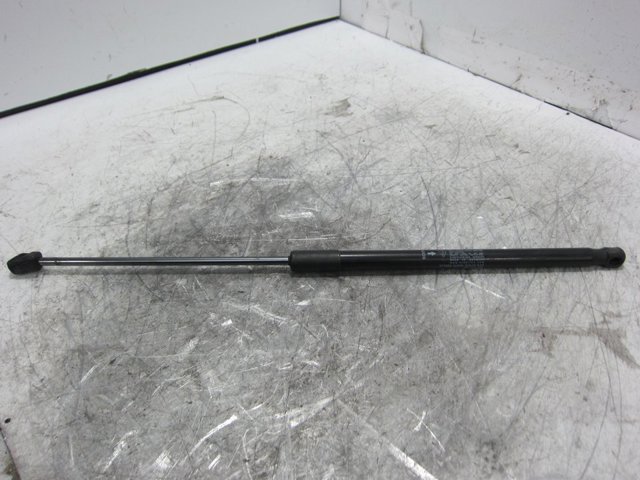 Amortyzator maski 7P5823359 PORSCHE