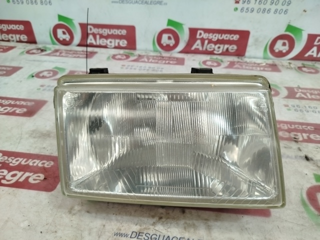 Reflektor lewy 7R011158 RENAULT