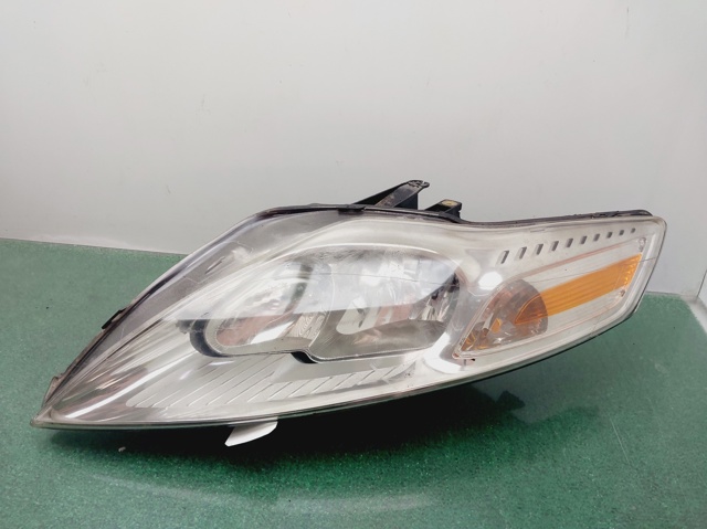 Reflektor lewy 7S7113101AH FORD