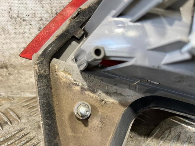 Lampa zespolona tylna lewa wewnętrzna 7S7113A603A FORD