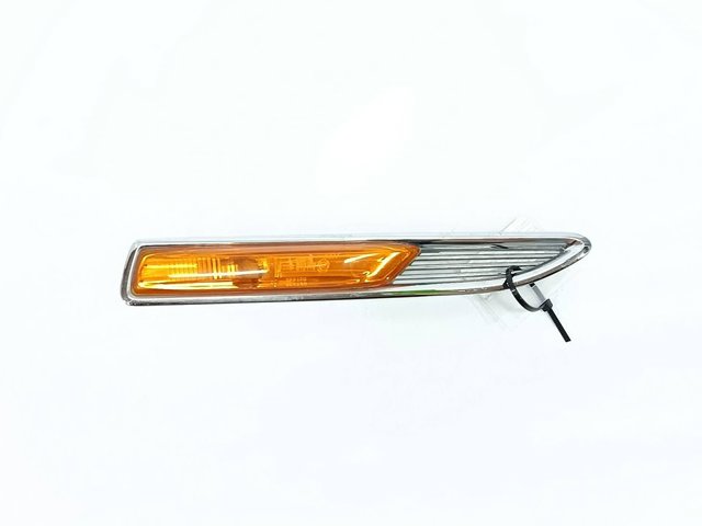 Kierunkowskaz prawy 7S7113K354AD FORD