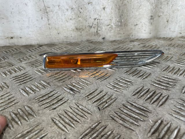 Kierunkowskaz prawy 7S7113K354AD FORD