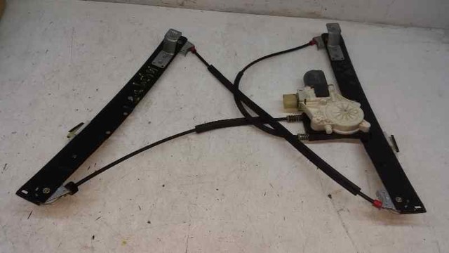 Mechanizm podnoszenia szyby drzwi przednich prawych 7S71A23208AA FORD