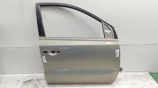 Drzwi przednie prawe 801000030R RENAULT