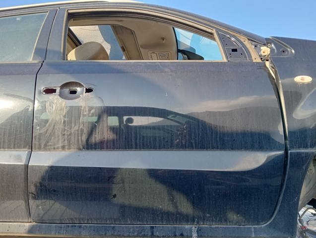 Drzwi przednie prawe 801000030R RENAULT