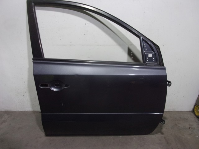 Drzwi przednie prawe 801000030R RENAULT