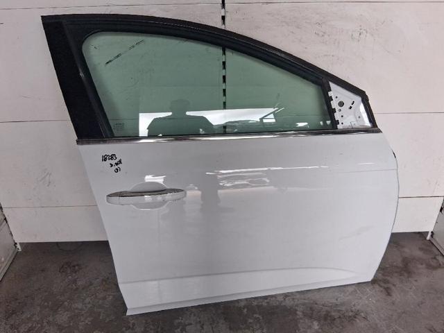 Drzwi przednie prawe 801001148R RENAULT