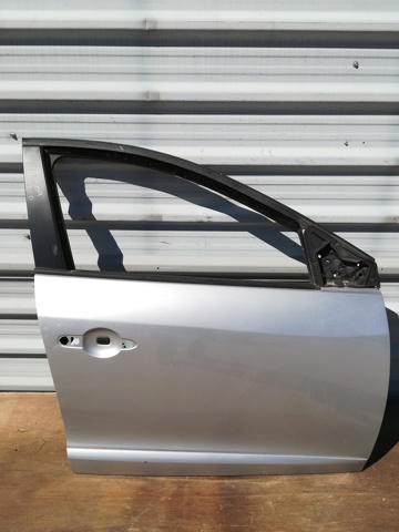 Drzwi przednie prawe 801001148R RENAULT