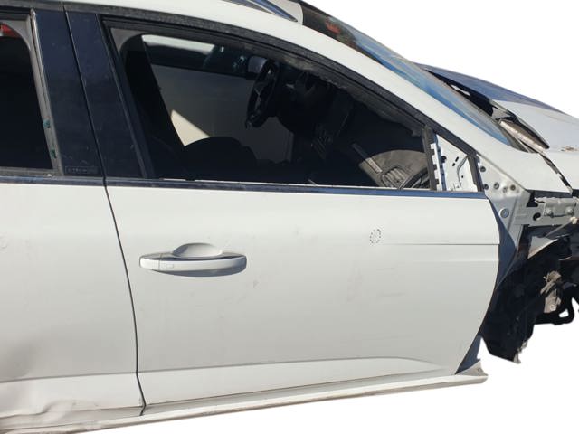 Drzwi przednie prawe 801001148R RENAULT