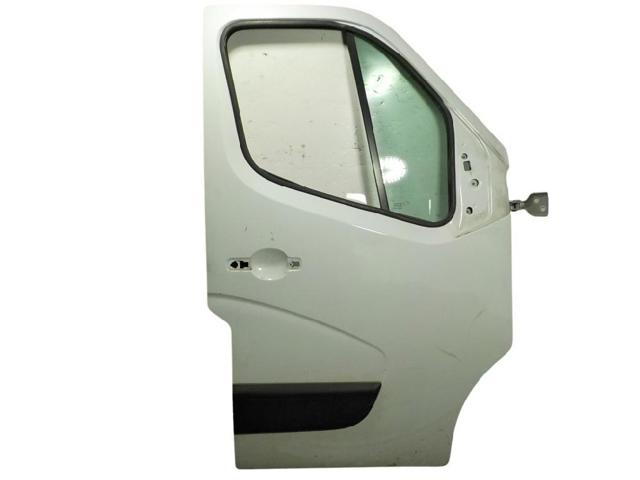 Drzwi przednie prawe 801001682R RENAULT