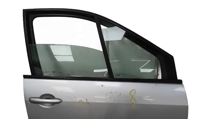 Drzwi przednie prawe 801002354R RENAULT
