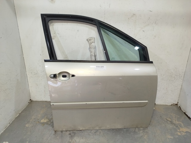 Drzwi przednie prawe 801002354R RENAULT