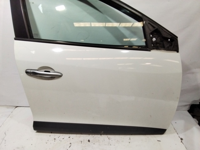 Drzwi przednie prawe 801003028R RENAULT