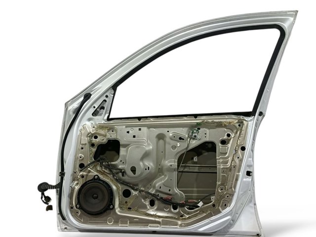 Drzwi przednie prawe Nissan Almera 2 N16