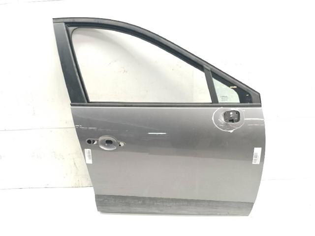 Drzwi przednie prawe 801008349R RENAULT