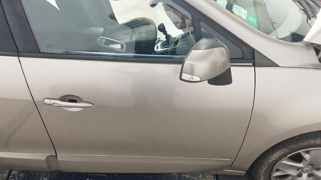 Drzwi przednie prawe 801008349R RENAULT