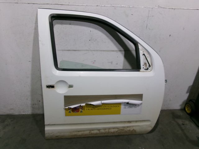 Drzwi przednie prawe 80100EB330 NISSAN
