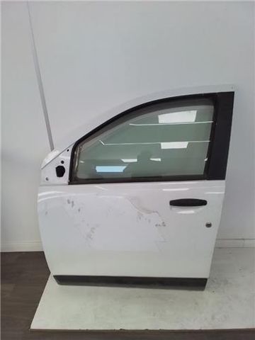Drzwi przednie lewe Dacia Sandero 1 BS0, 1