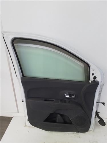 Drzwi przednie lewe Dacia Sandero 1 BS0, 1