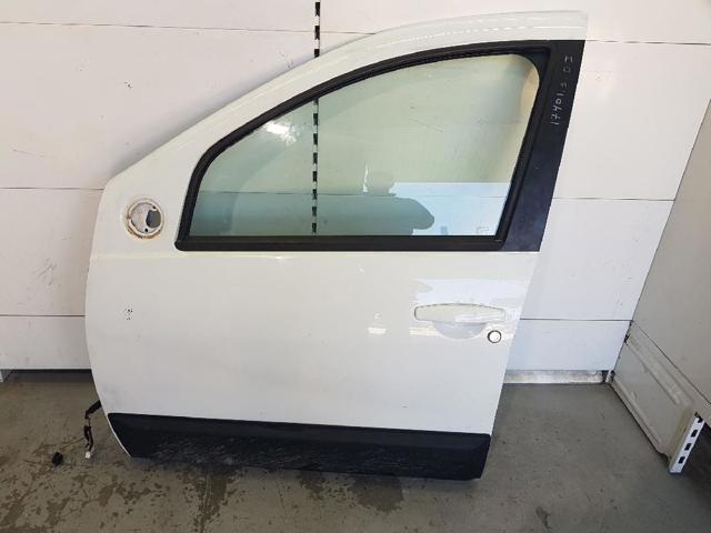 Drzwi przednie lewe Dacia Sandero 1 BS0, 1