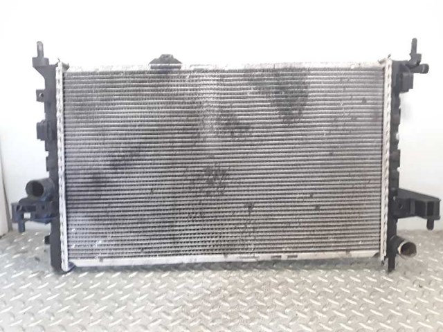 Chłodnica silnika 8038845 OPEL