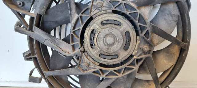 Chłodnica silnika 8038845 OPEL