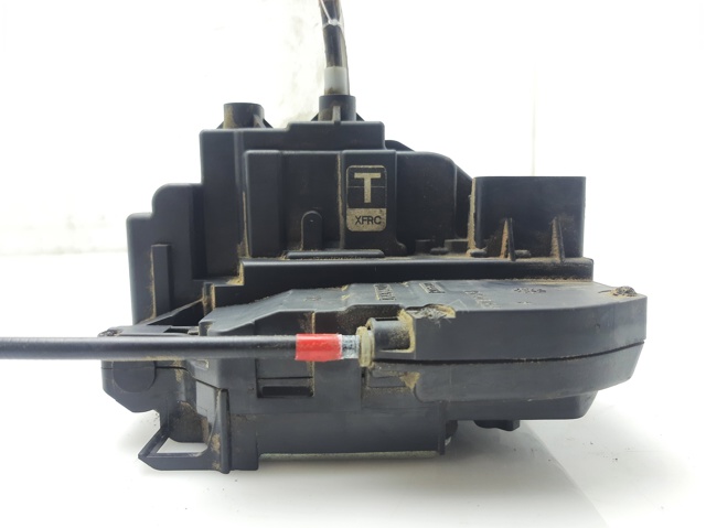 Zamek drzwi przednich prawych 805009U10C NISSAN