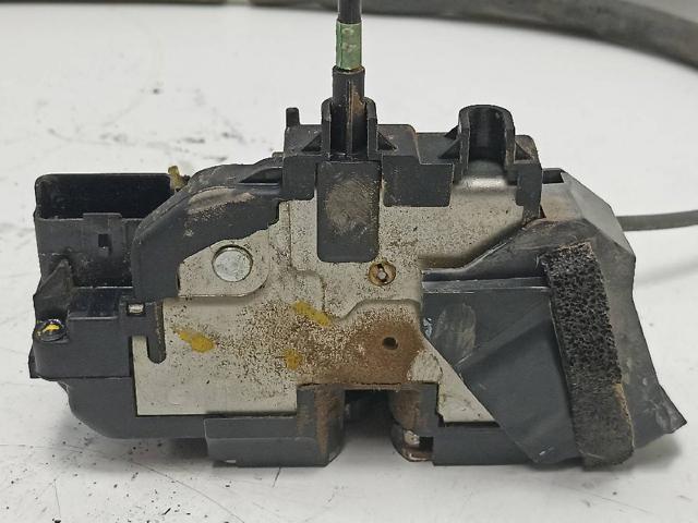 Zamek drzwi przednich prawych 80500BA60B NISSAN
