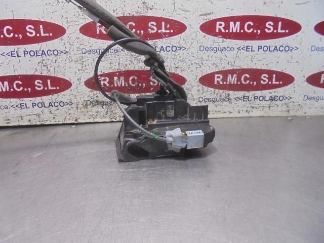 Zamek drzwi przednich prawych 80500BA60C NISSAN
