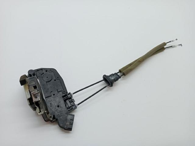 Zamek drzwi przednich prawych 80500JG400 NISSAN