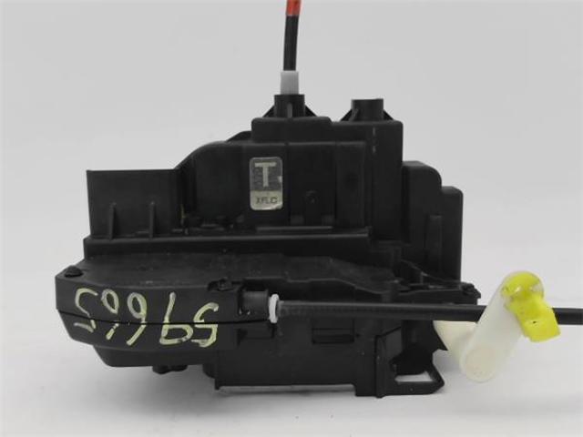 Zamek drzwi przednich lewych 805019U100 NISSAN