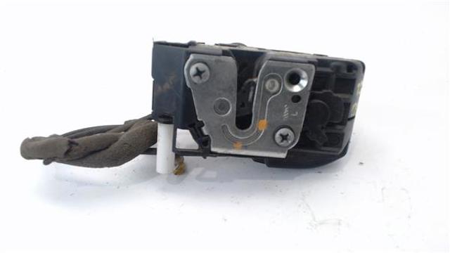 Zamek drzwi przednich lewych 805019U100 NISSAN