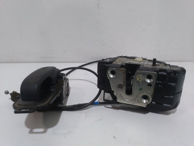 Zamek drzwi przednich lewych 805019U10C NISSAN