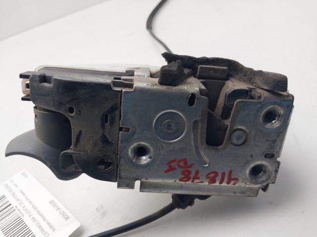 Zamek drzwi przednich lewych do Nissan Primera P12