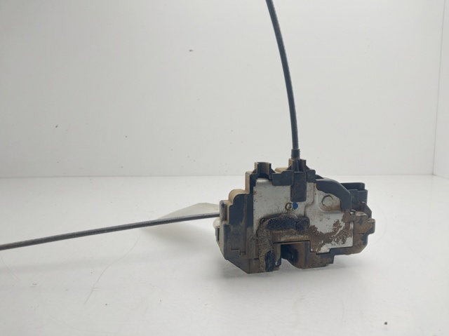 Zamek drzwi przednich lewych 80501JD900 NISSAN
