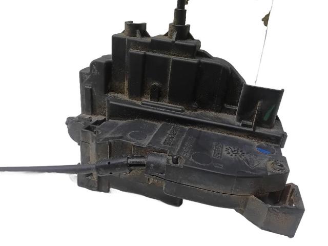 Zamek drzwi przednich prawych 805020006R RENAULT