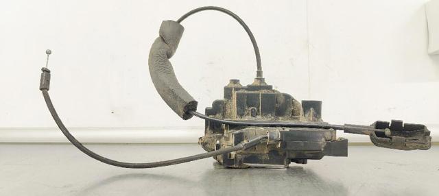 Zamek drzwi przednich prawych 805020006R RENAULT